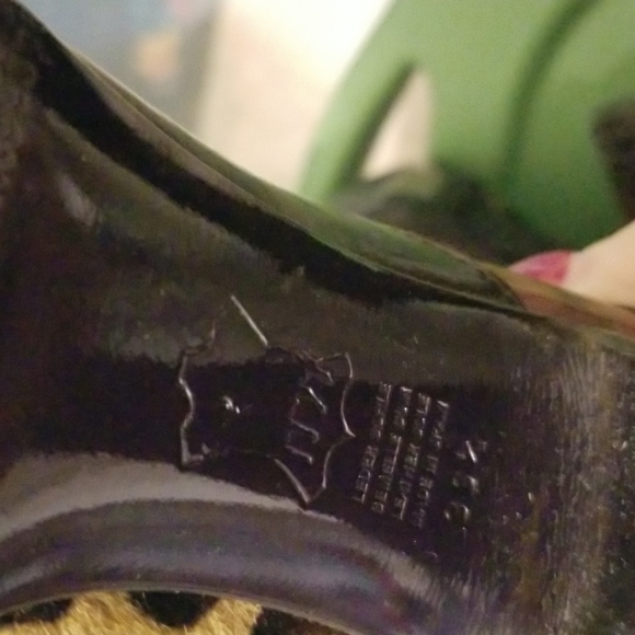 Animal print boots by Rebecca Sanver - Picture 9 of 13